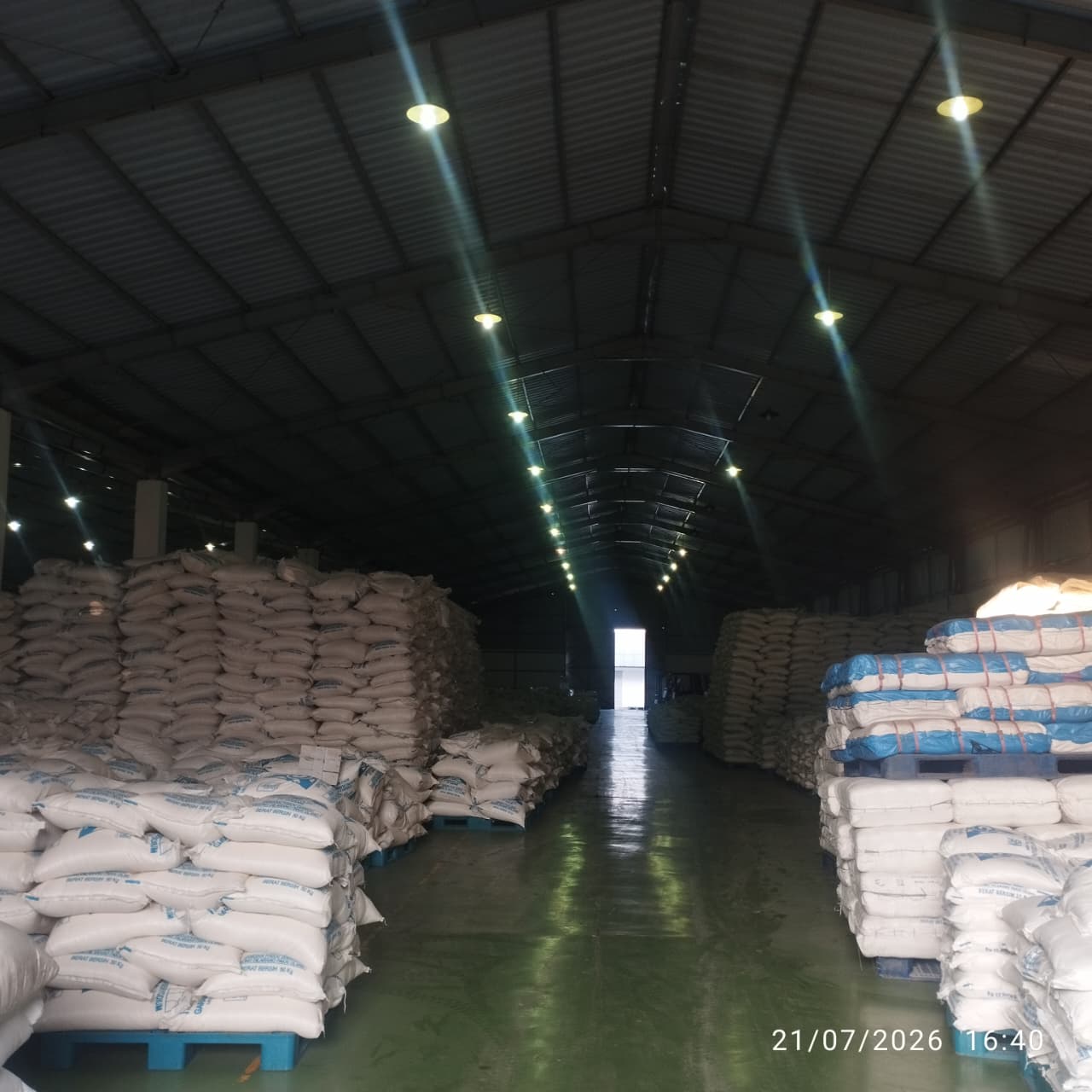 Lorong fasilitas penyimpanan DMC Pro